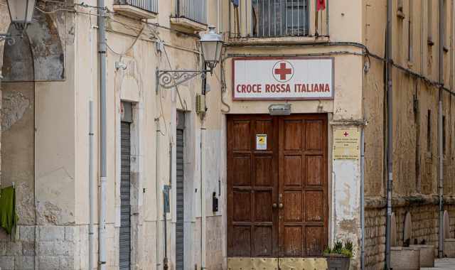 Bari, la storia della sede della Croce  Rossa: dal 500 all'800 fu il convento degli Agostiniani